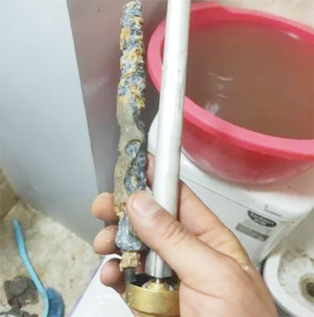 镁棒在热水器中起什么作用
